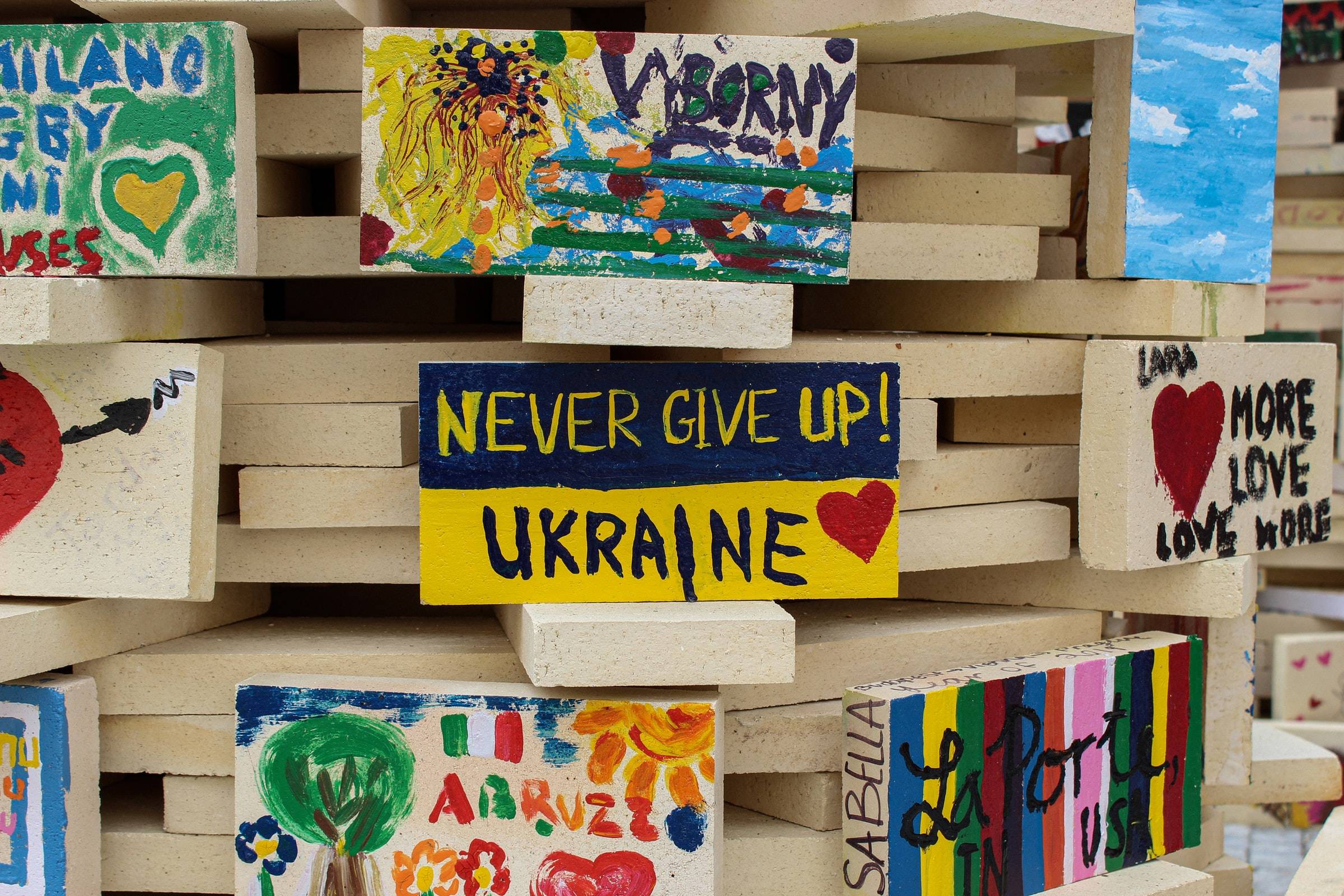 Babbel aids Ukrainian refugees with free language-learning courses